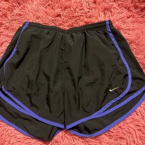 nike black and purple shorts 🩳